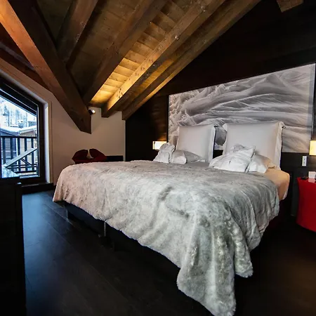 Avenue & Hotel Val-d'Isere
