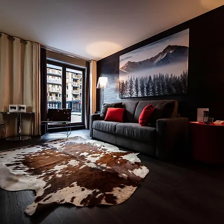 Avenue & Hotel 4*