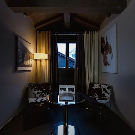 Avenue & Hotel Val-d'Isere