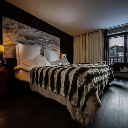 隆琦林荫道酒店 酒店 Val-dʼIsère