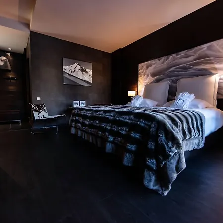 Avenue & 4* Val-dʼIsère