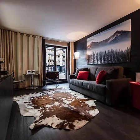 Avenue & Val-d'Isere
