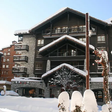 Hotel Avenue & 4*