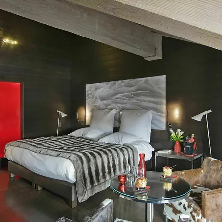 Avenue & Hotel Val-d'Isere