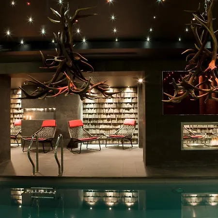 Avenue & Hotel 4*