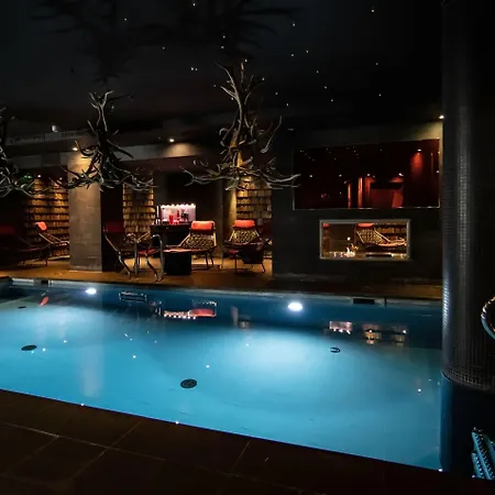 Avenue & 4* Val-dʼIsère